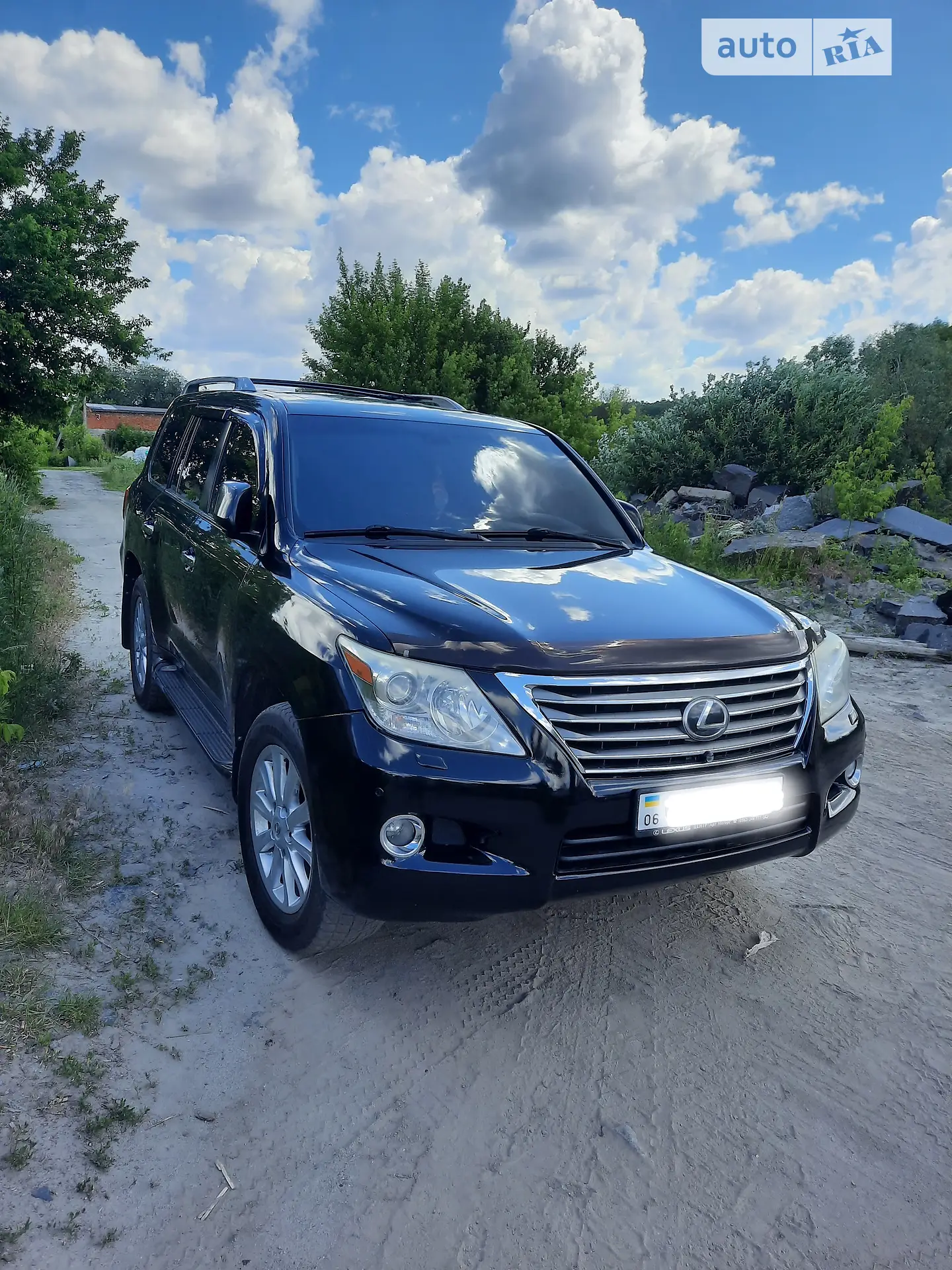 Lexus LX, 2009