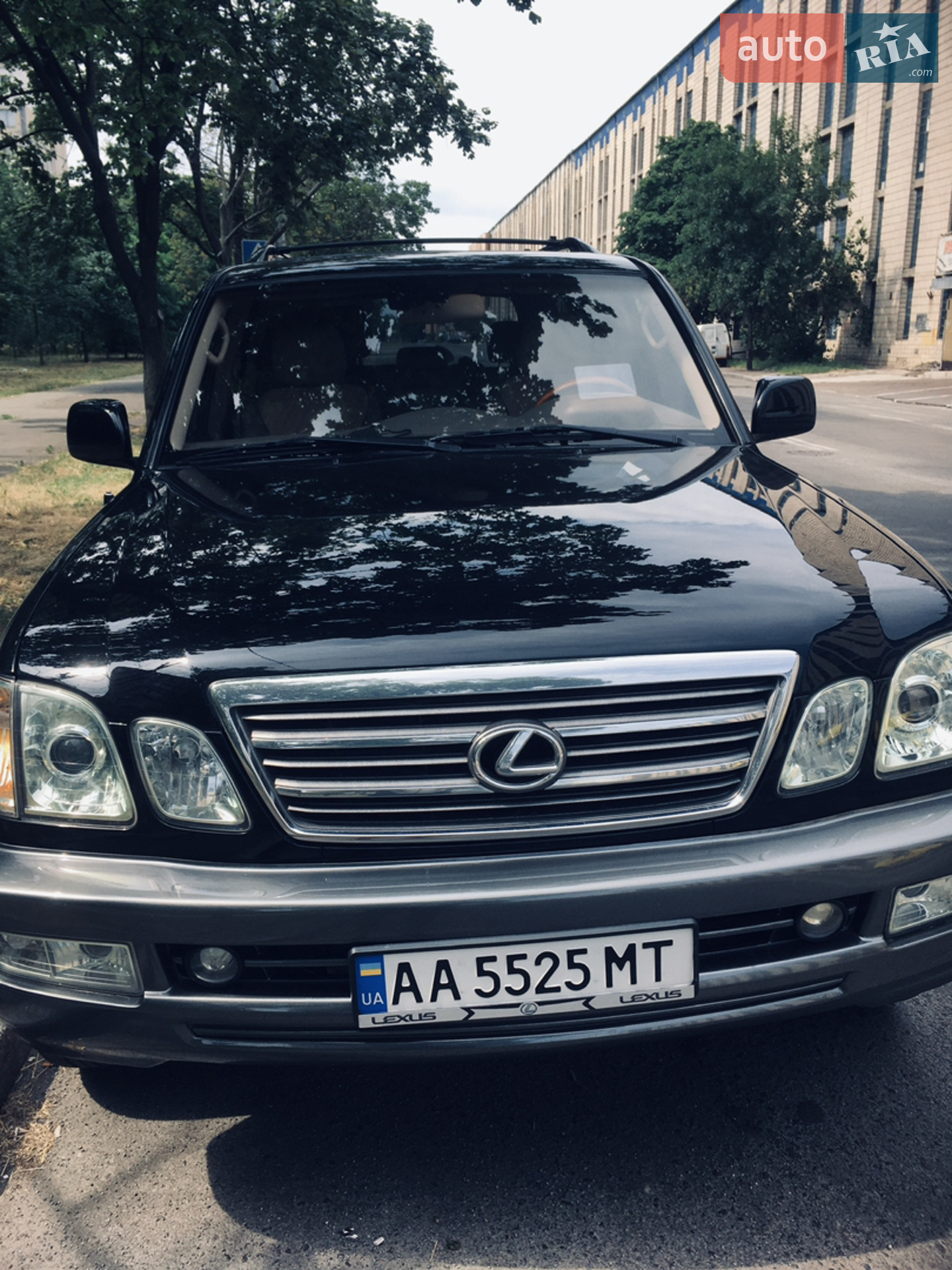 Lexus LX, 2005