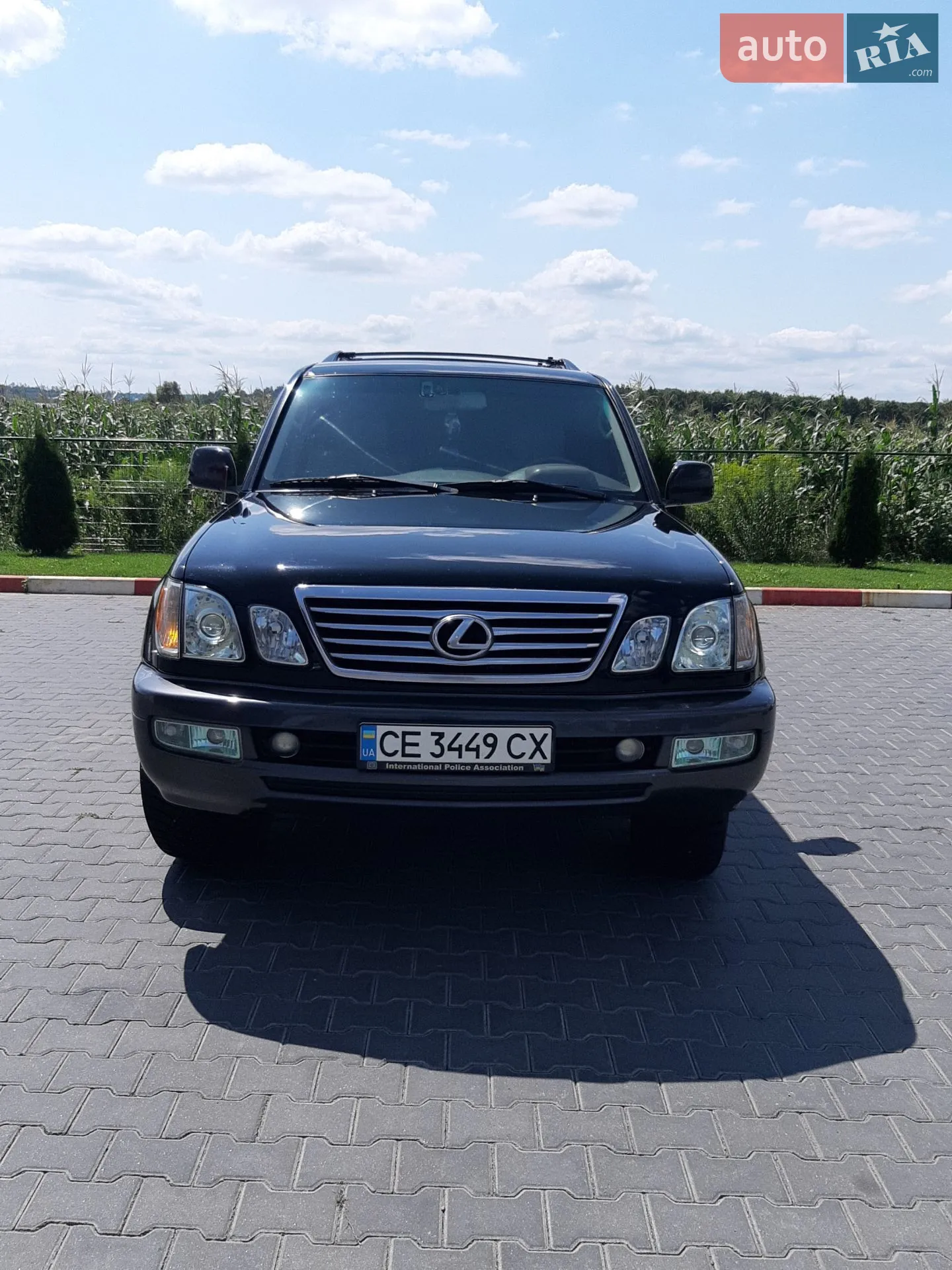 Lexus LX, 2005