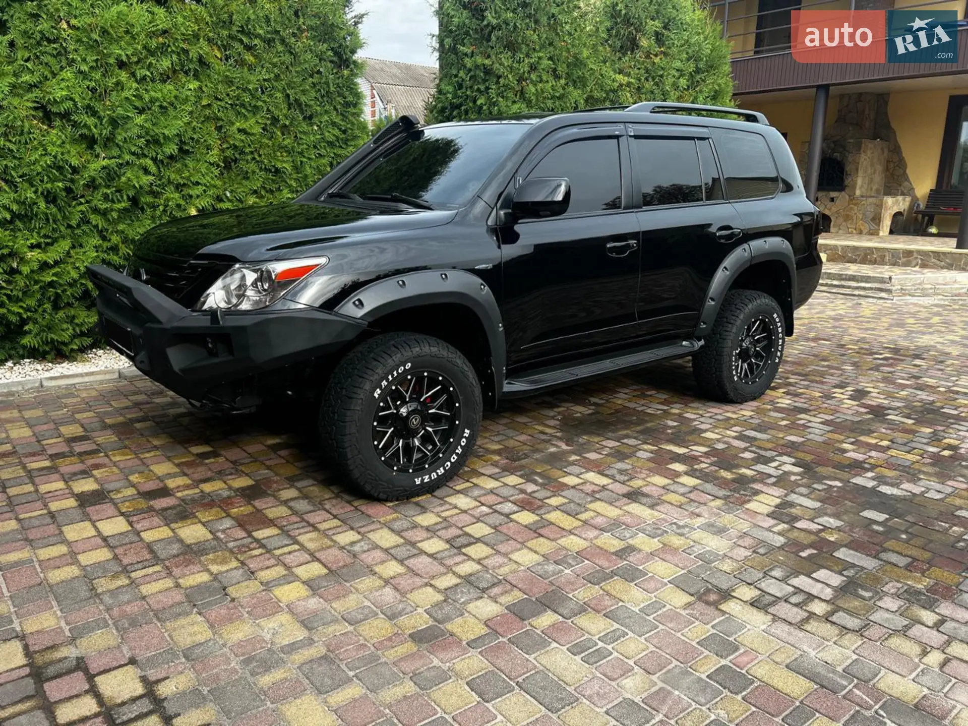Lexus LX, 2008