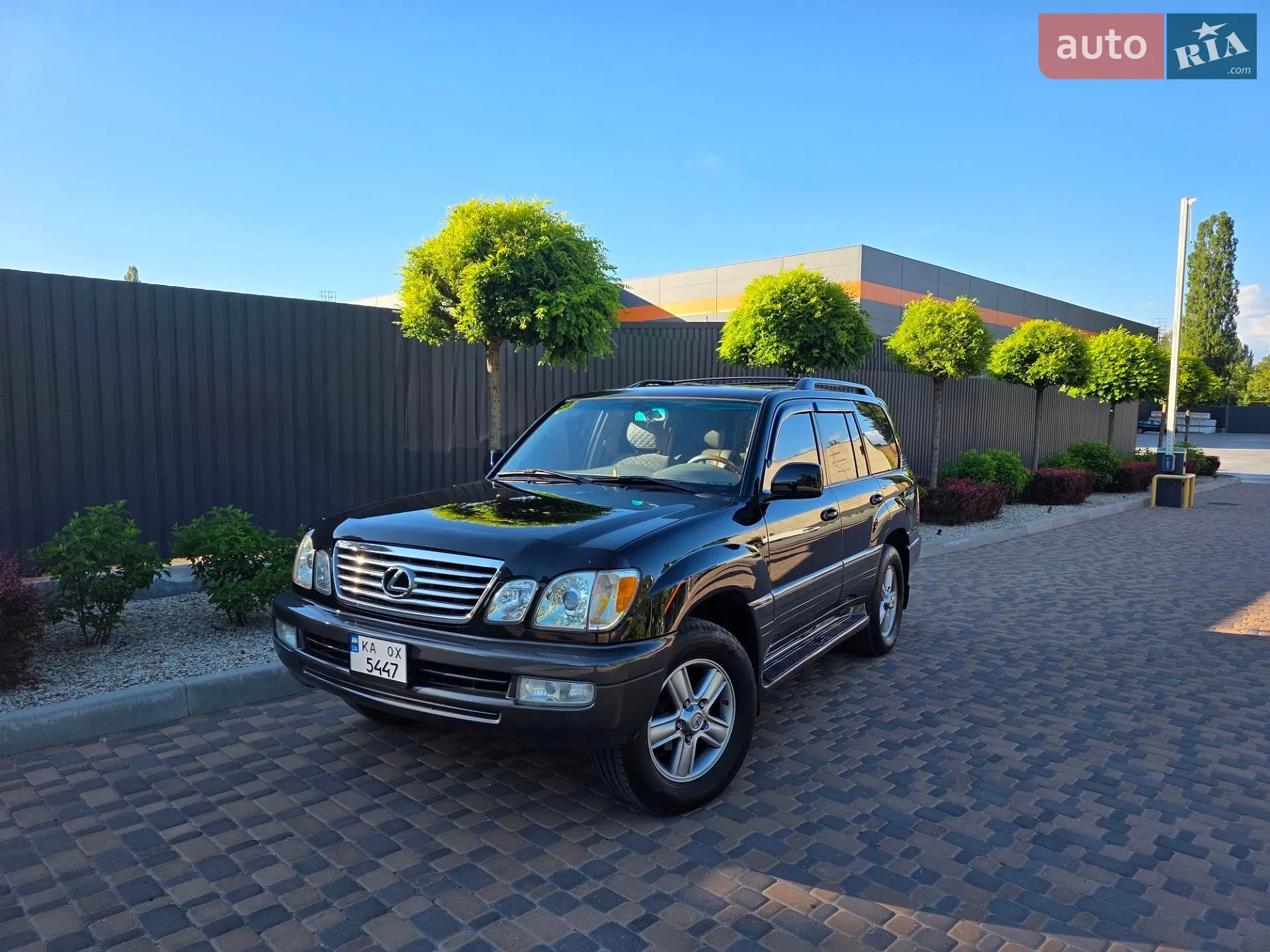 Lexus LX, 2006