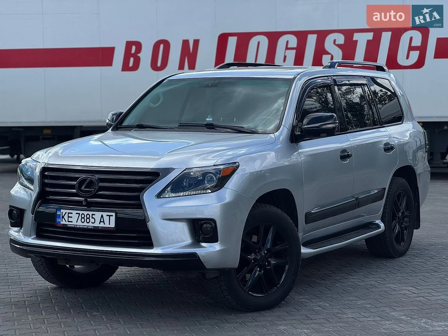 Lexus LX, 2008