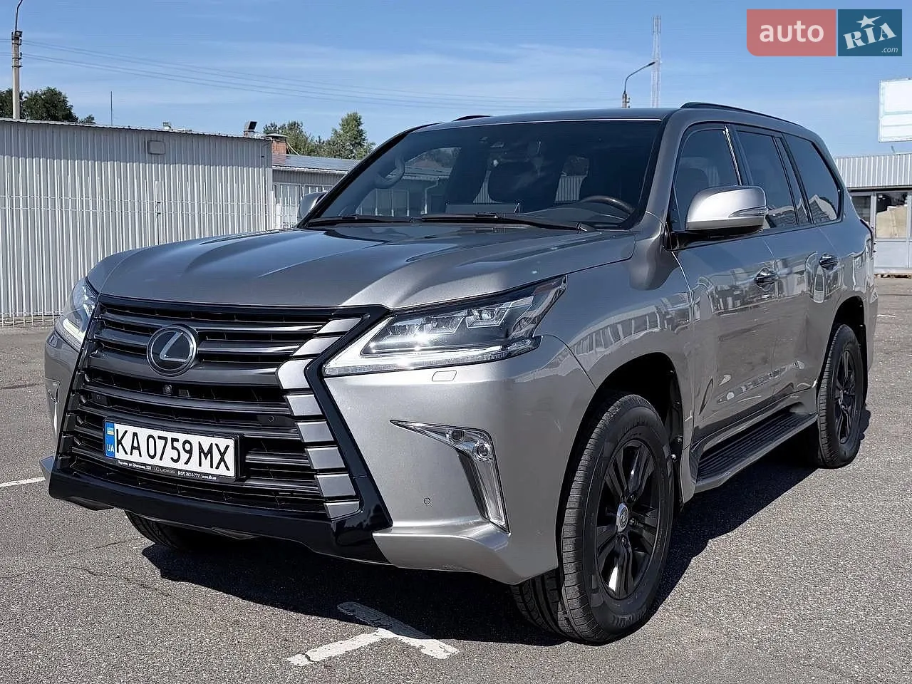 Lexus LX, 2016