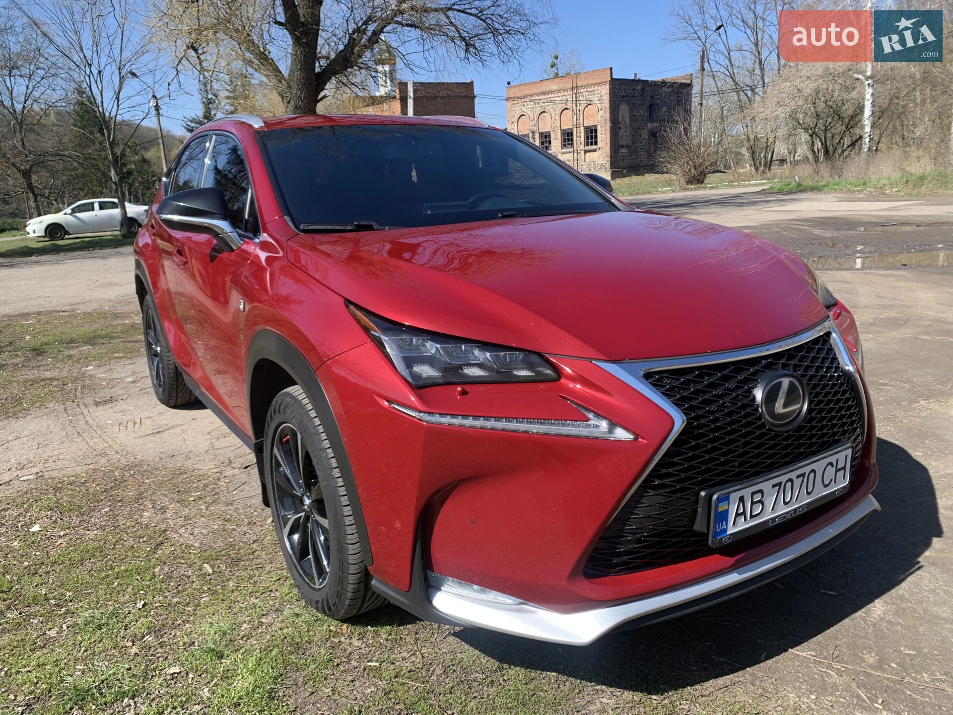 Lexus NX, 2016