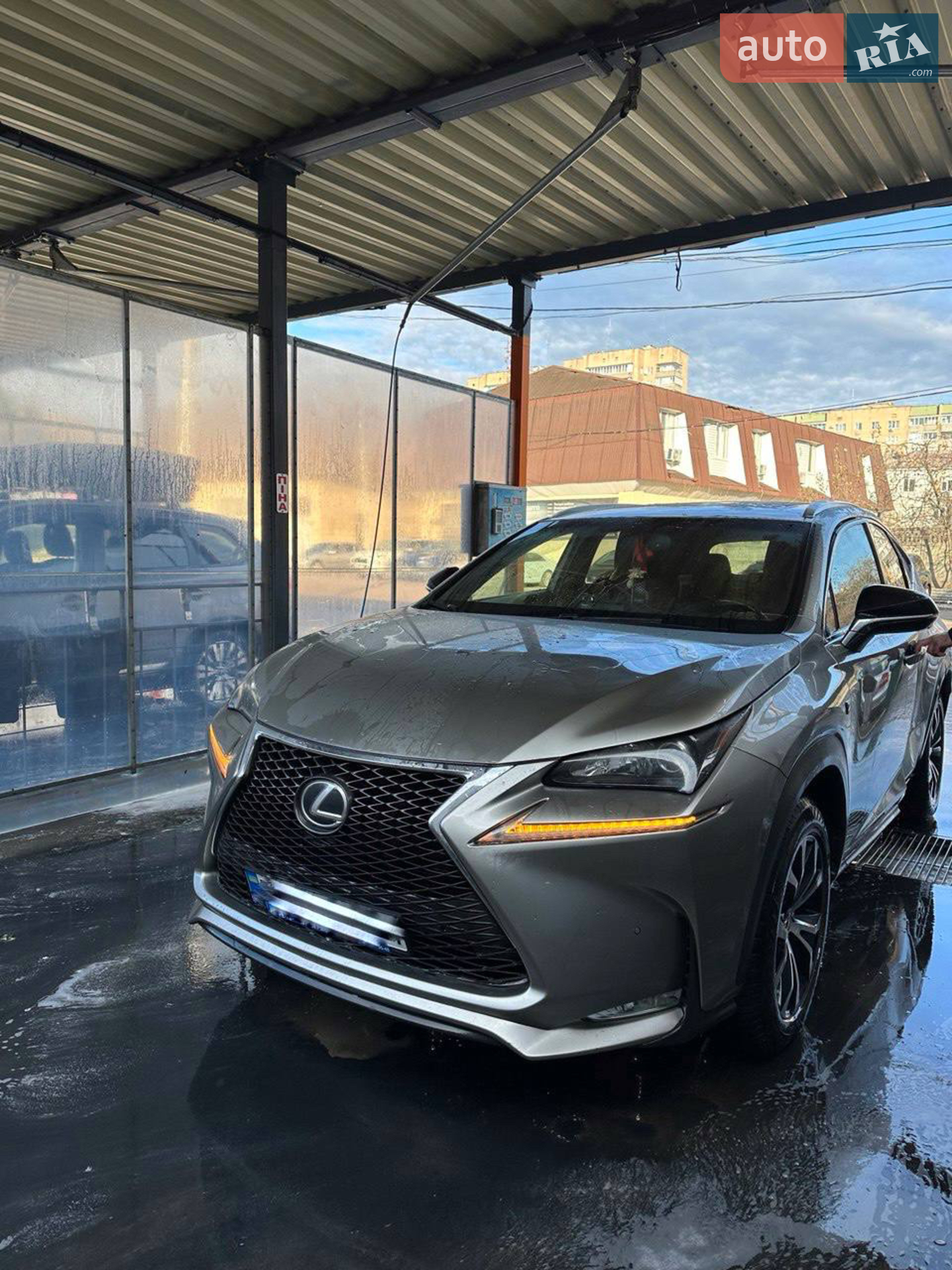 Lexus NX, 2015