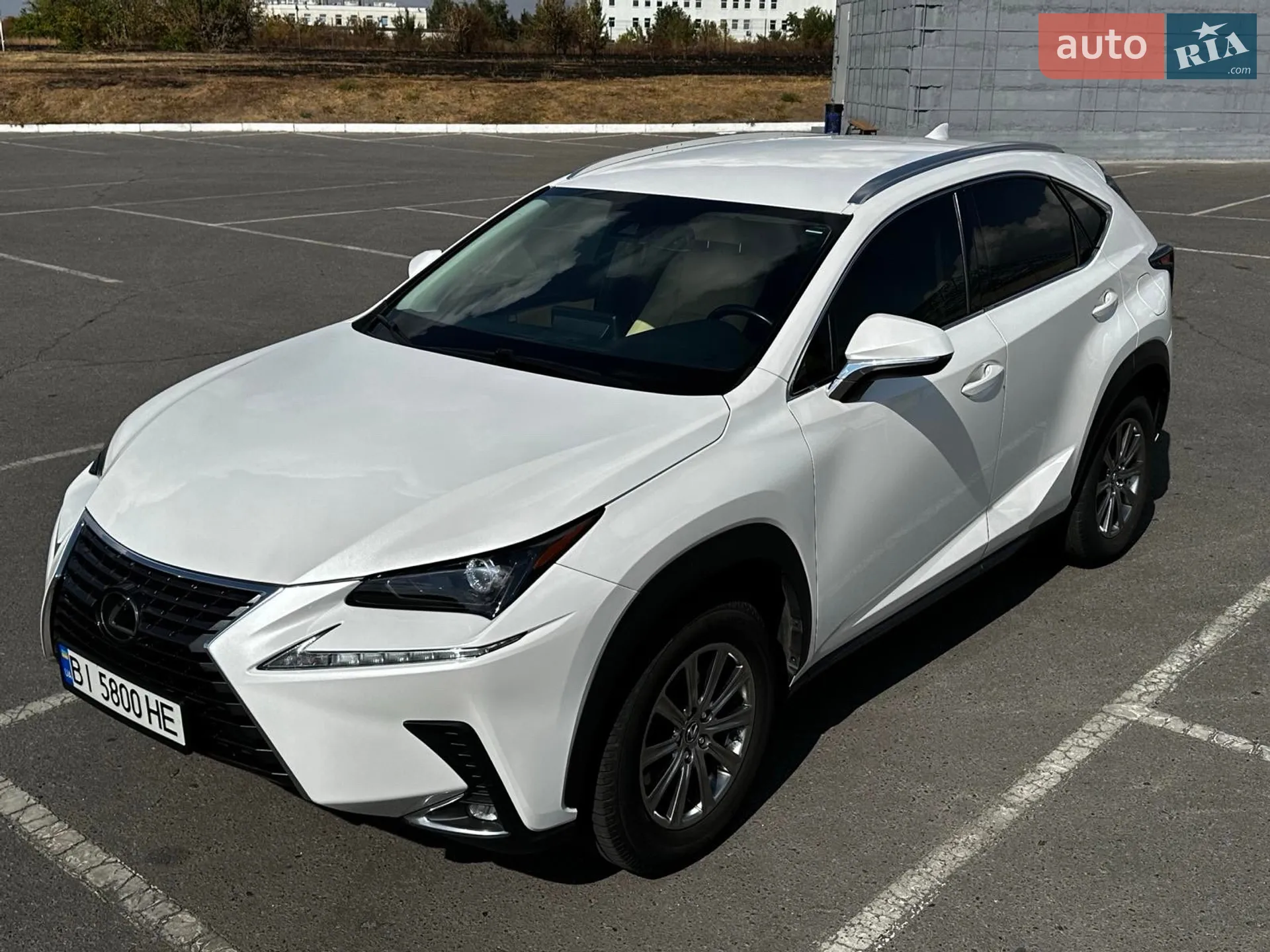 Lexus NX, 2018