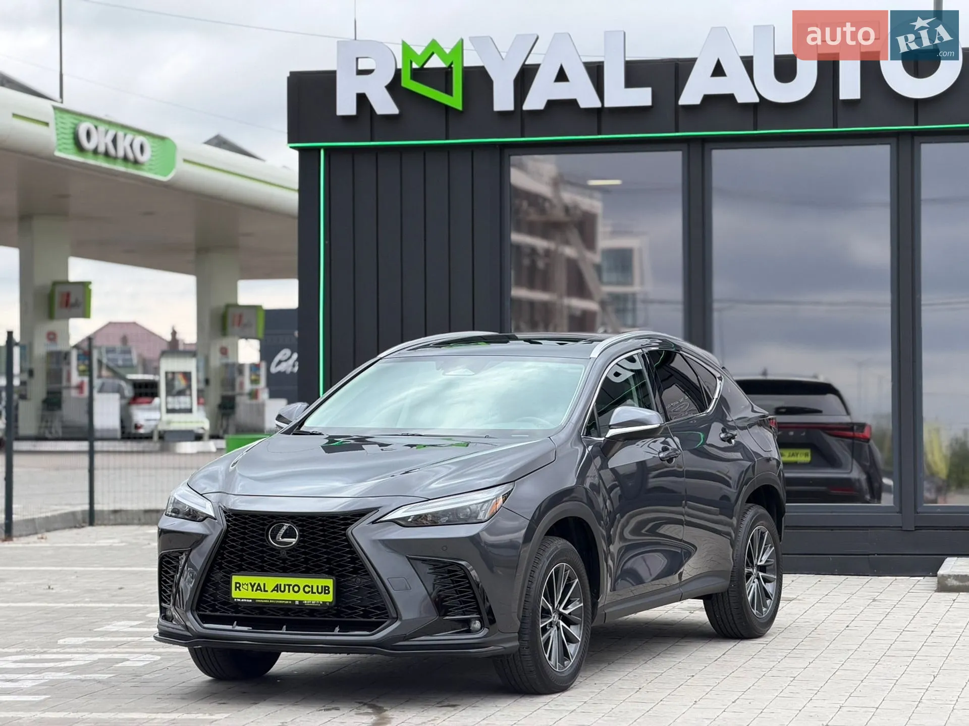 Lexus NX, 2025
