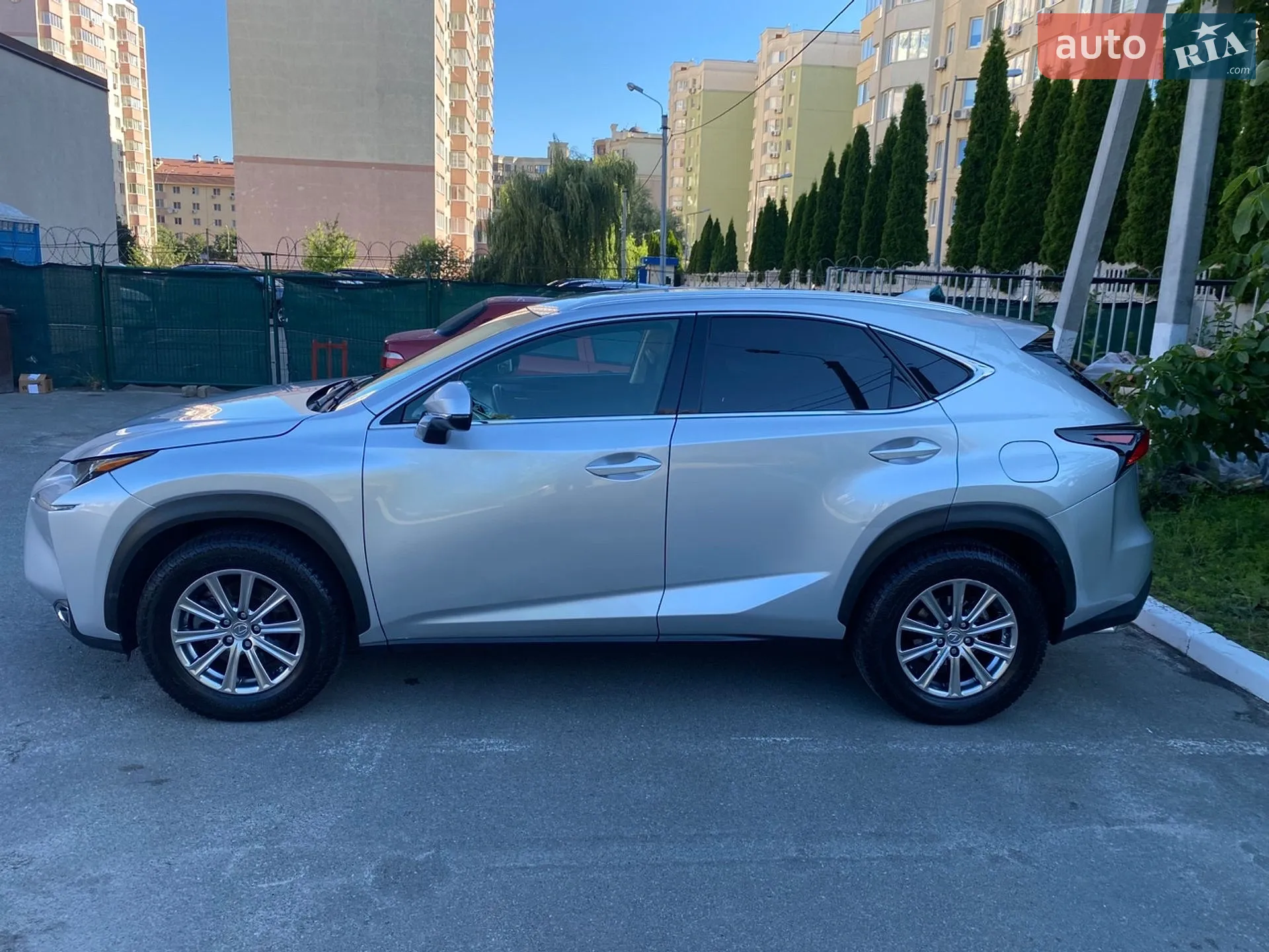 Lexus NX, 2017