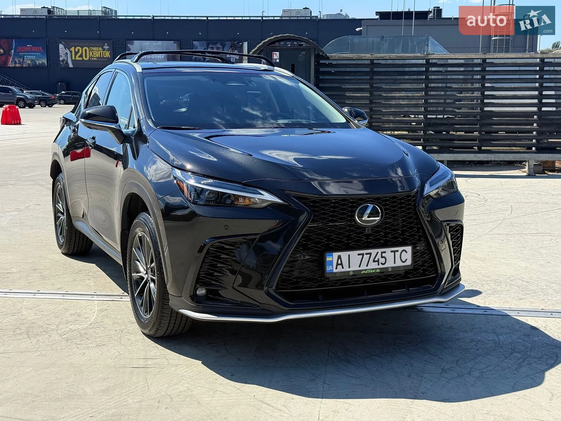 Lexus NX, 2024