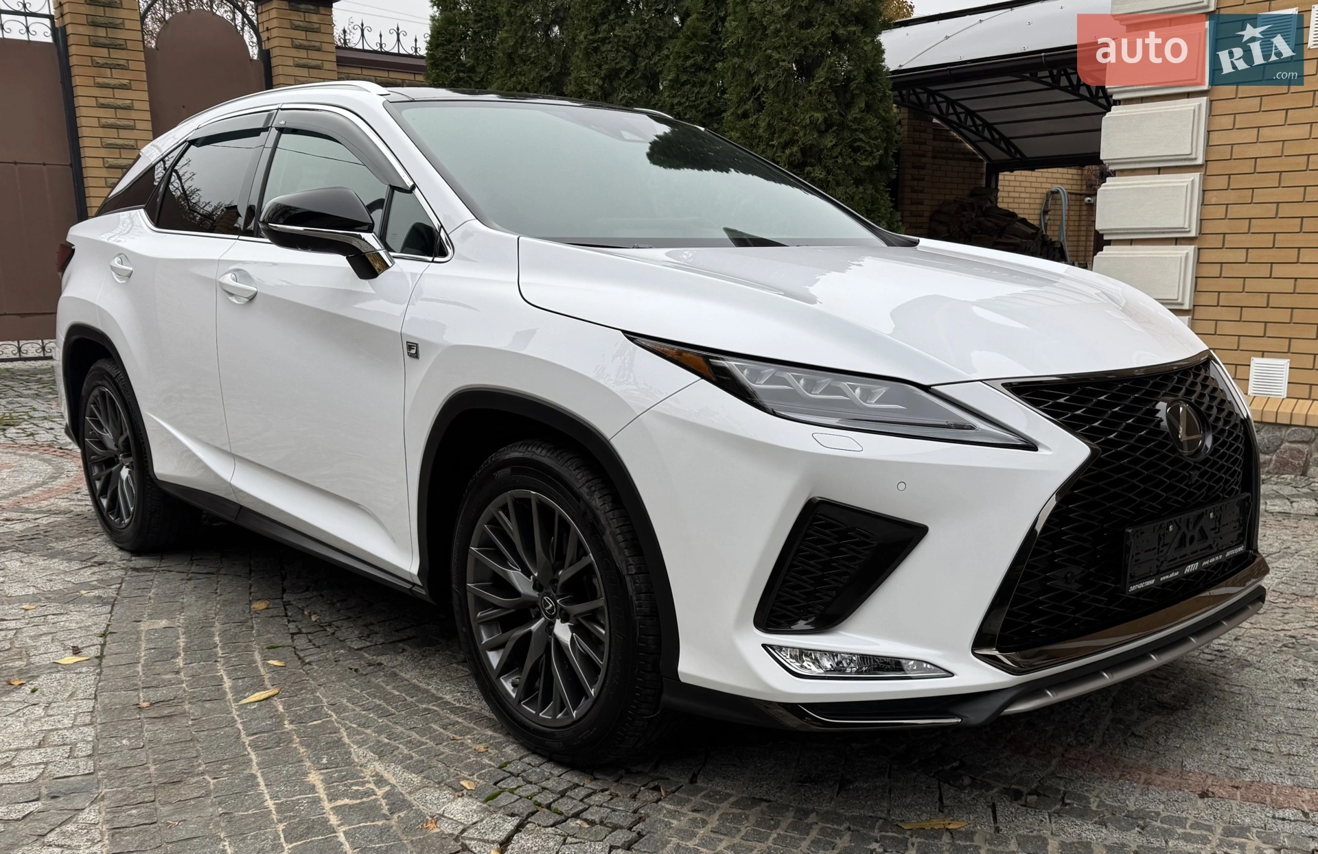 Lexus RX, 2021