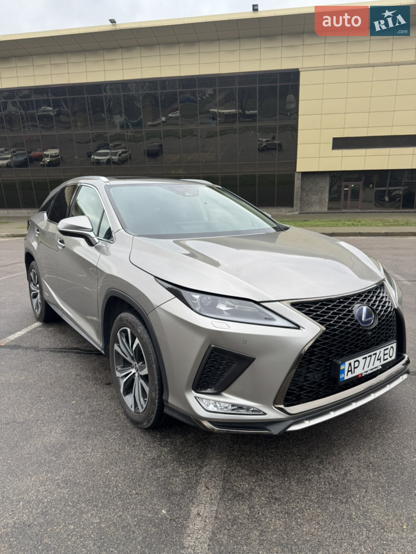 Lexus RX, 2020