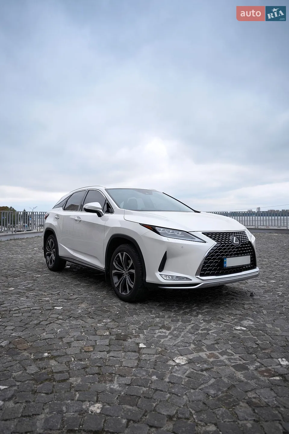 Lexus RX, 2020