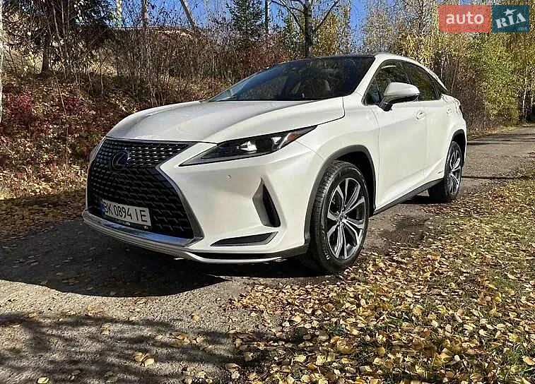 Lexus RX, 2021