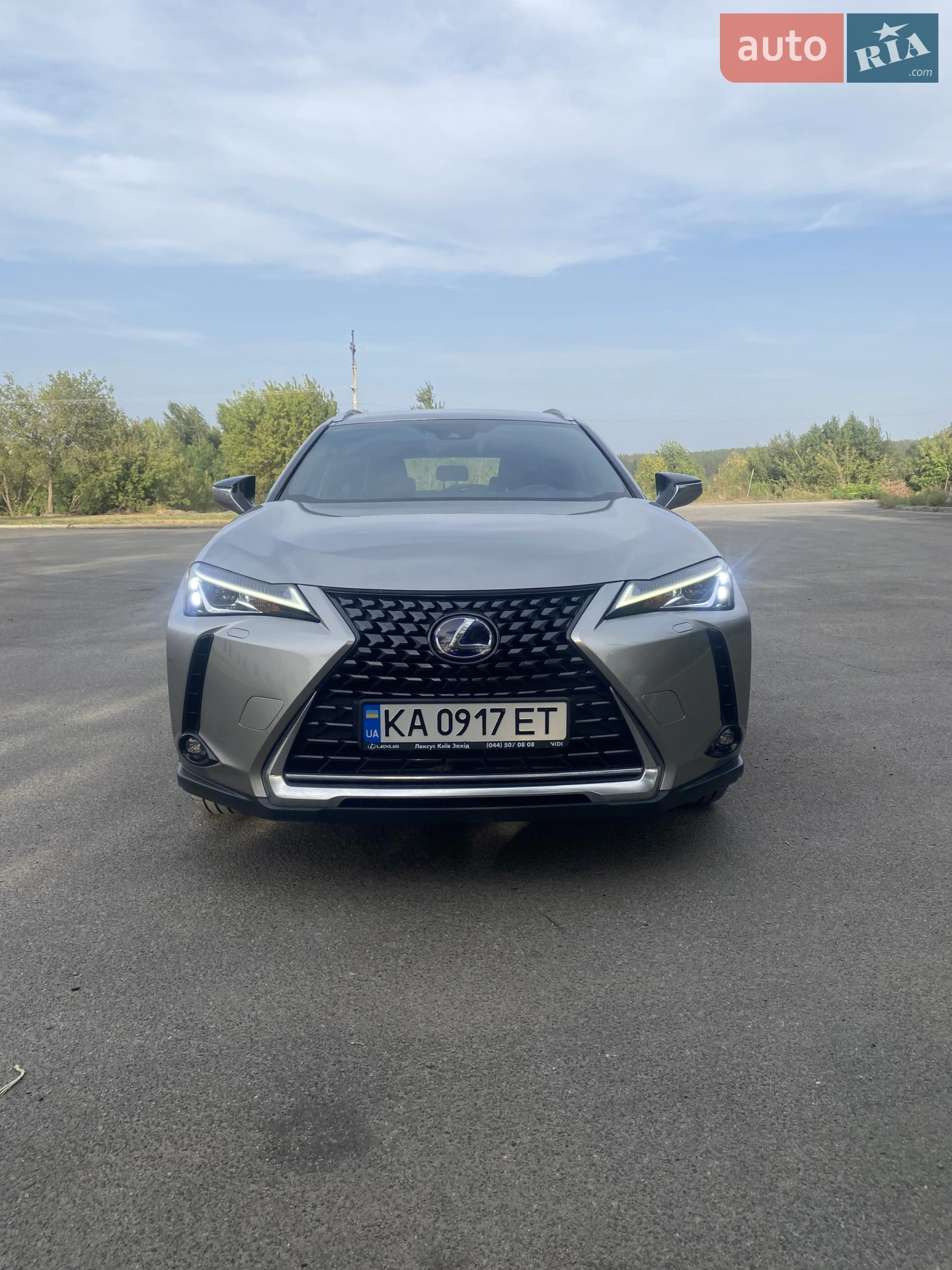 Lexus UX, 2019