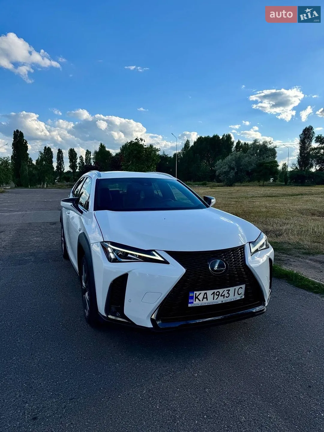Lexus UX, 2018
