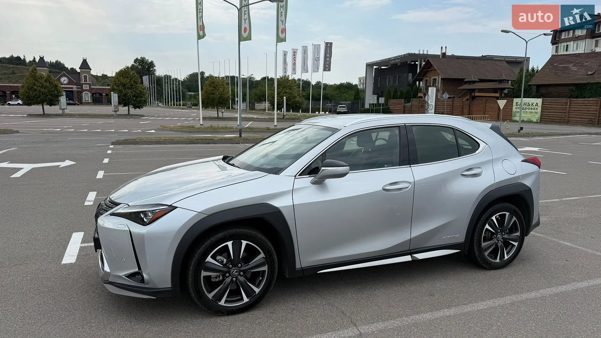 Lexus UX, 2018