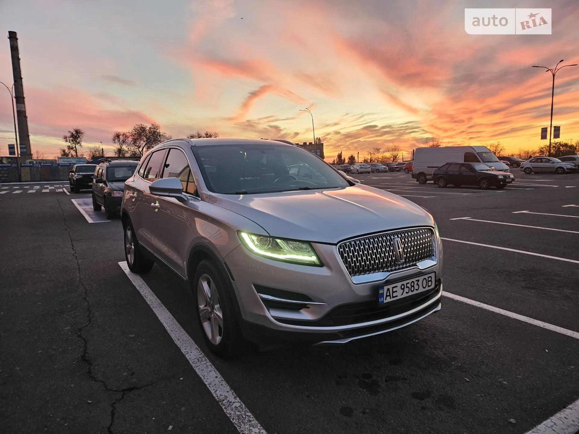 Lincoln MKC, 2019