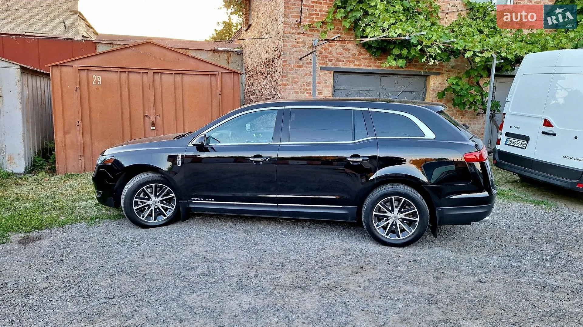 Lincoln MKT, 2017