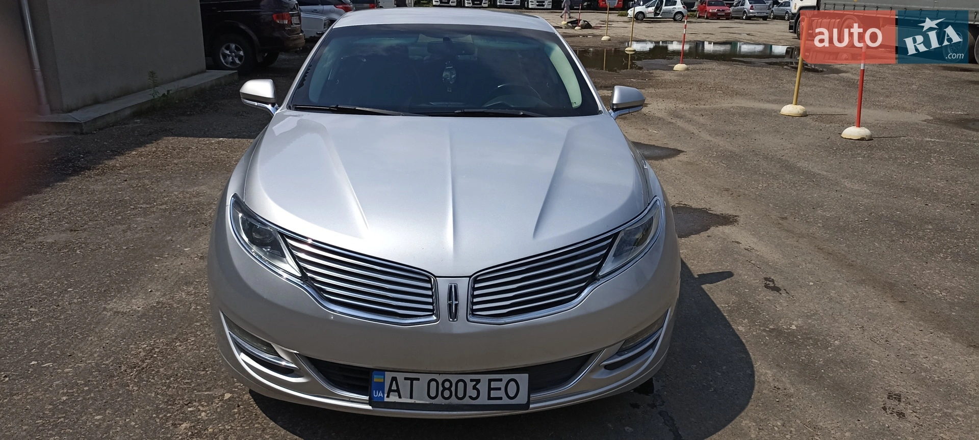 Lincoln MKZ, 2014