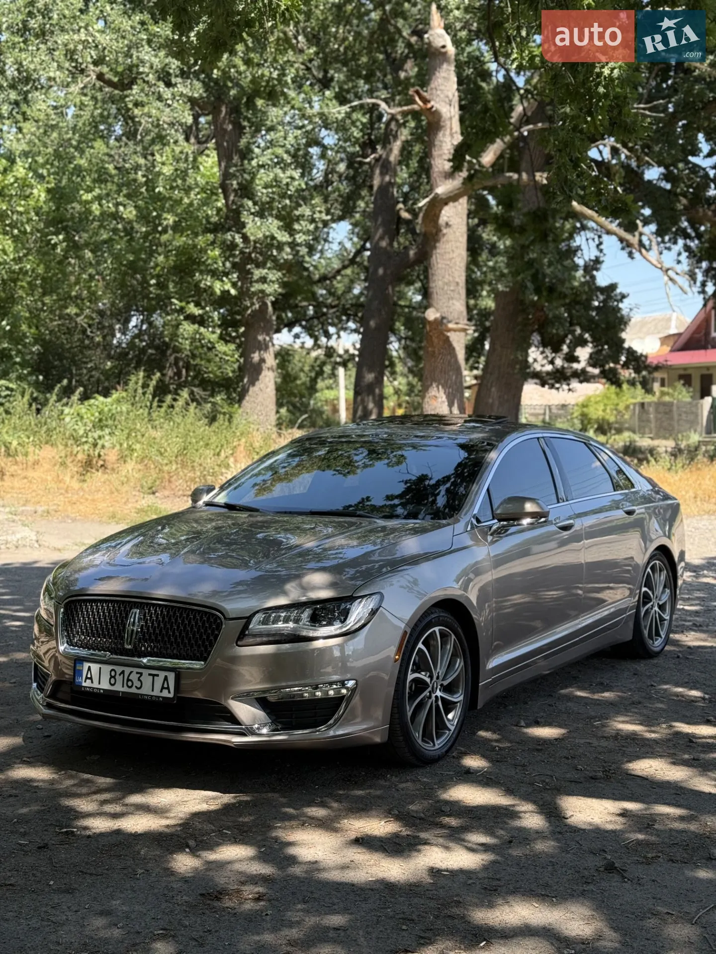 Lincoln MKZ, 2019