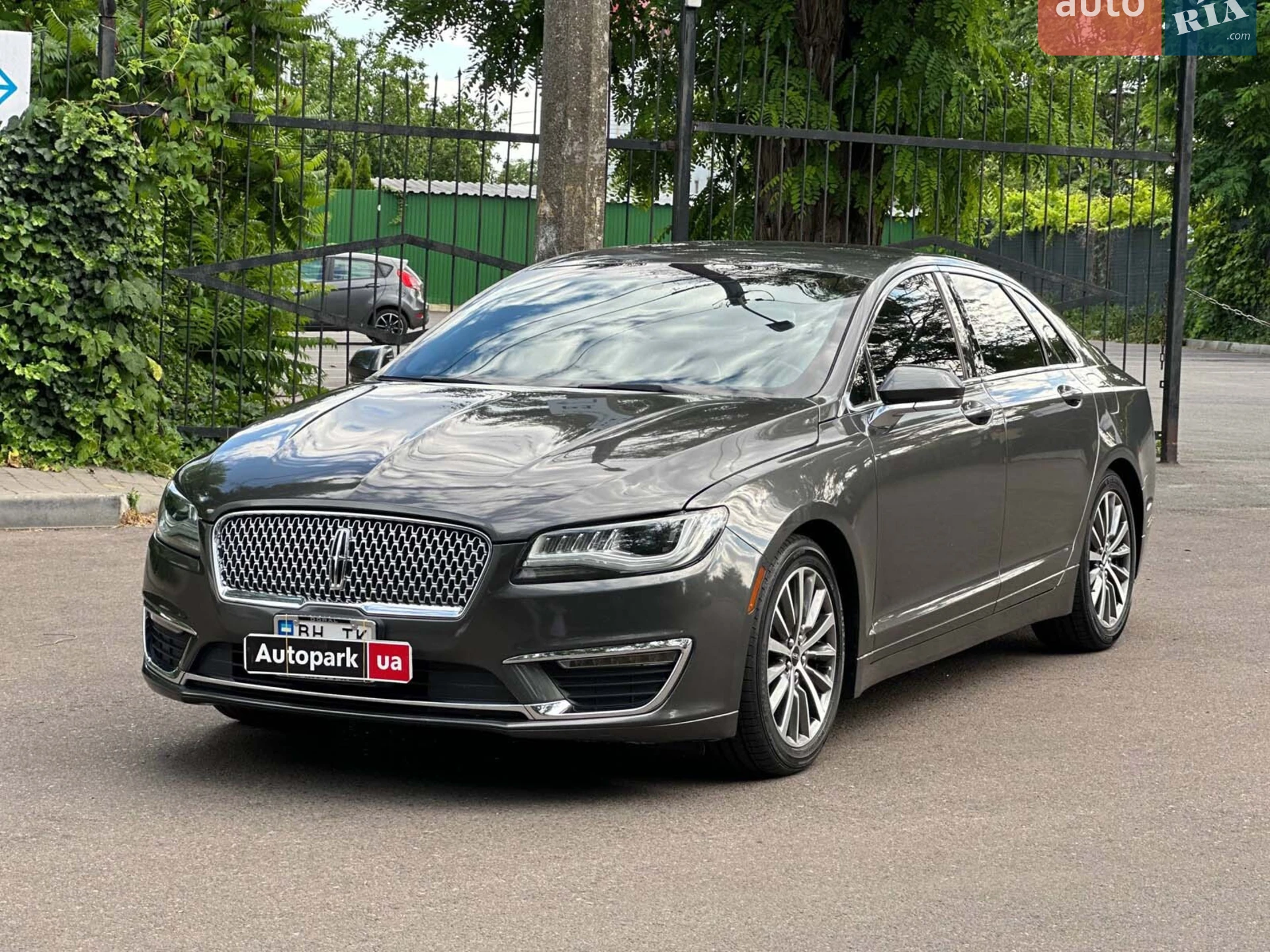 Lincoln MKZ, 2018