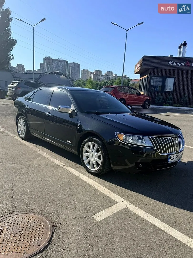 Lincoln MKZ, 2012