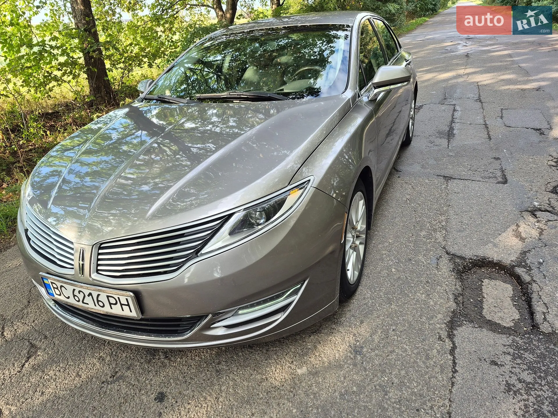 Lincoln MKZ, 2015
