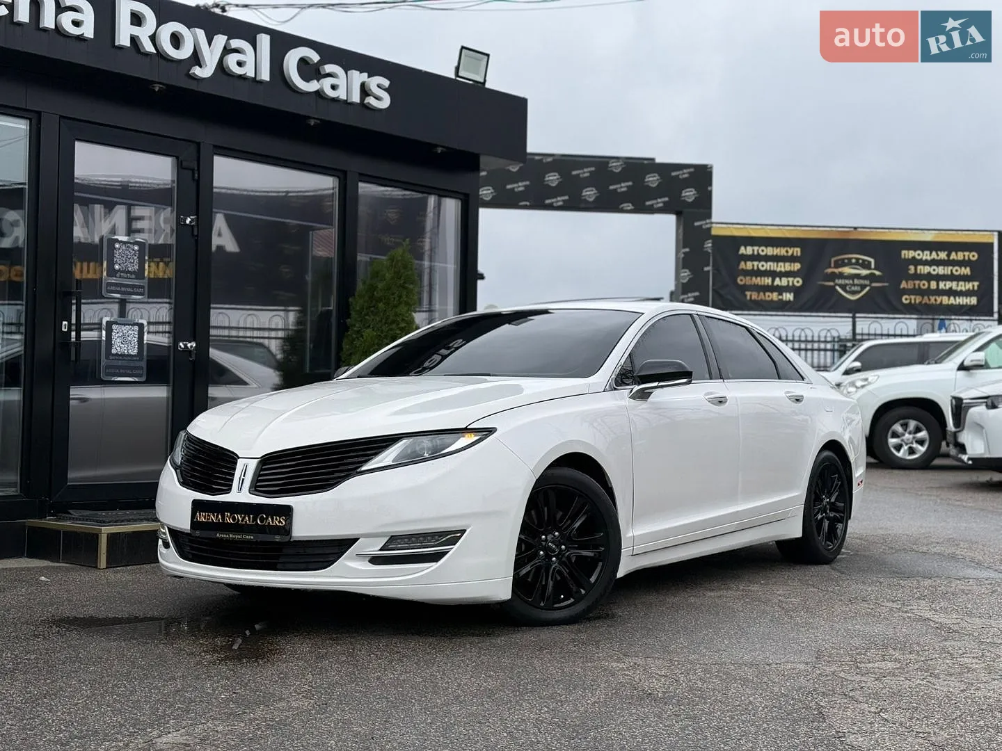 Lincoln MKZ, 2013
