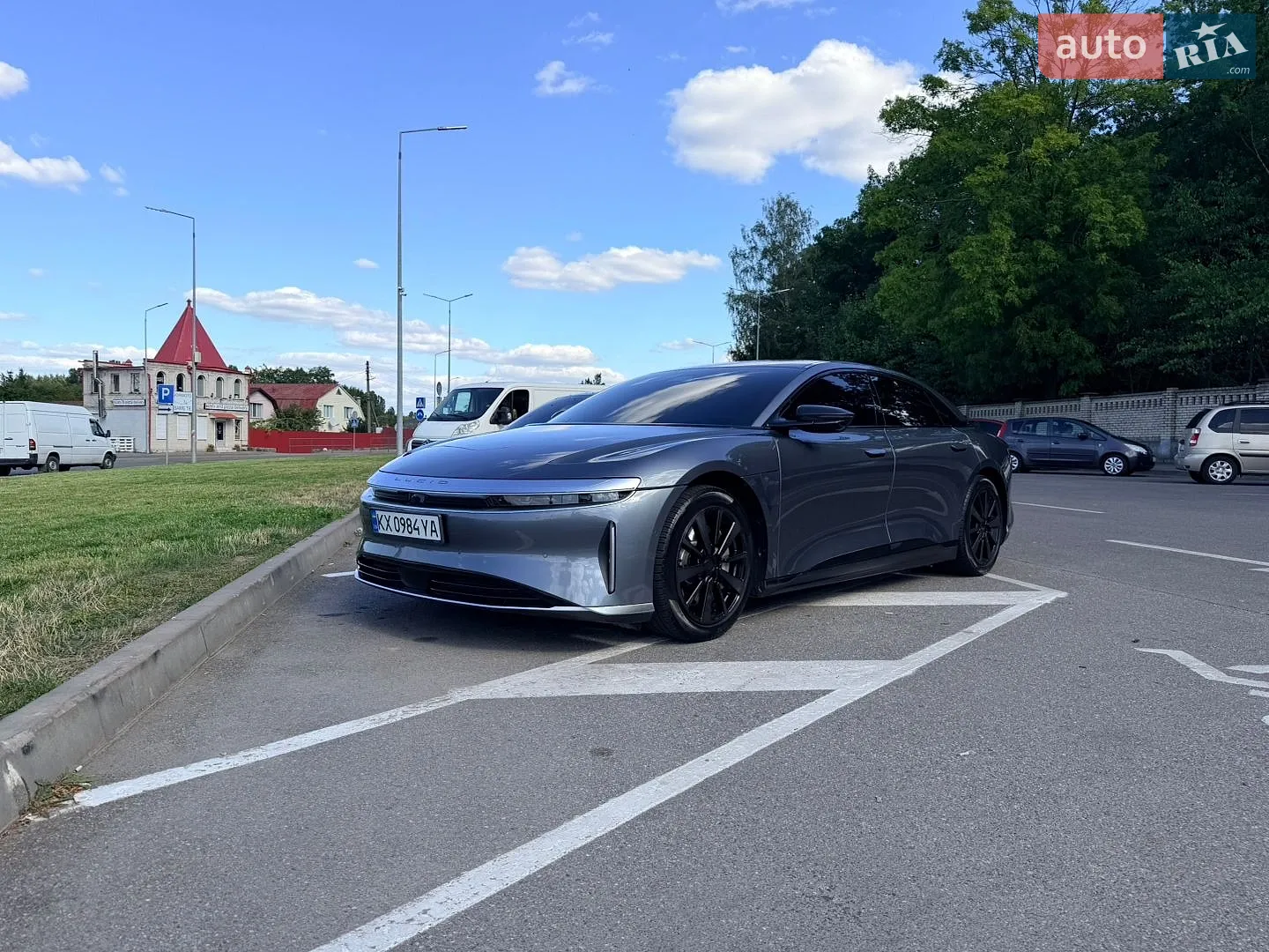 Lucid Air, 2024