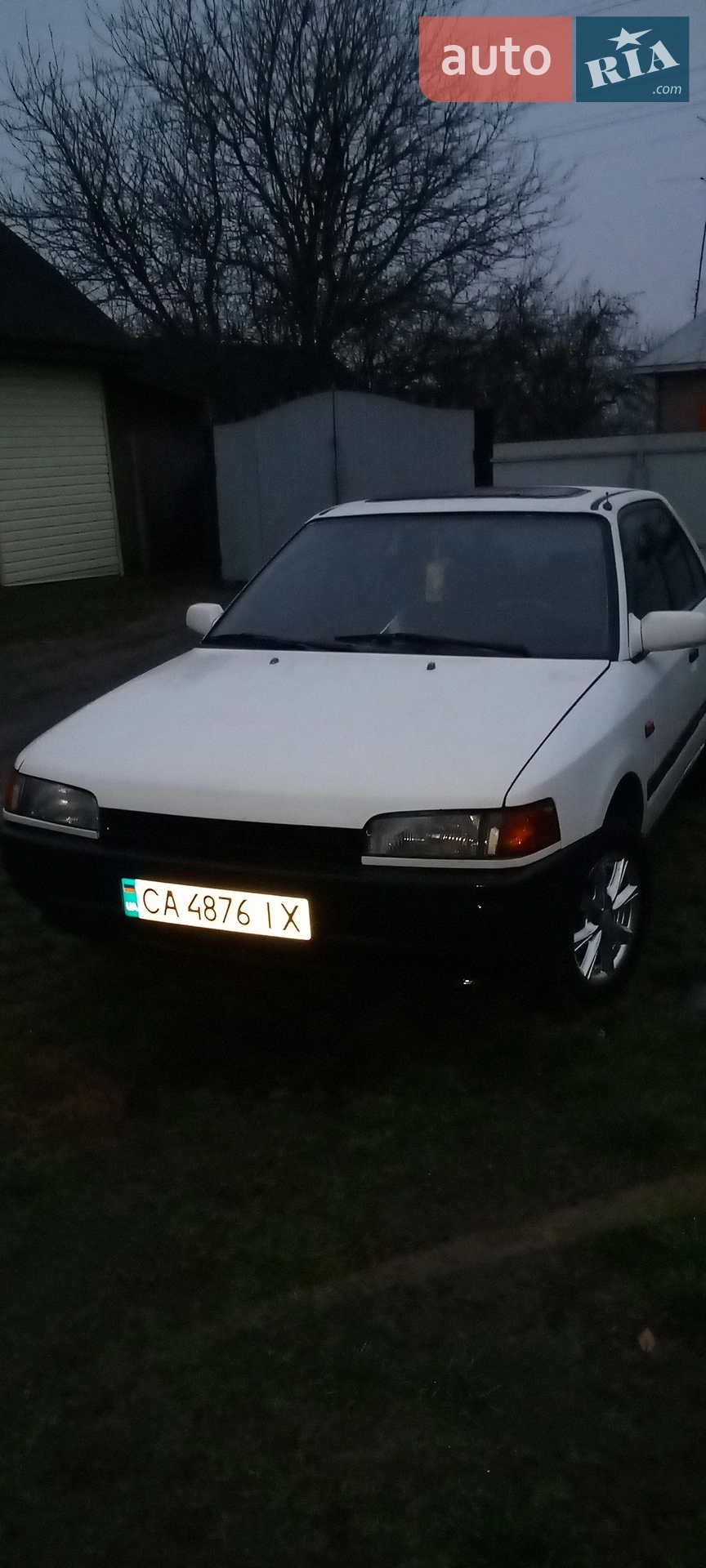 Mazda 323, 1993