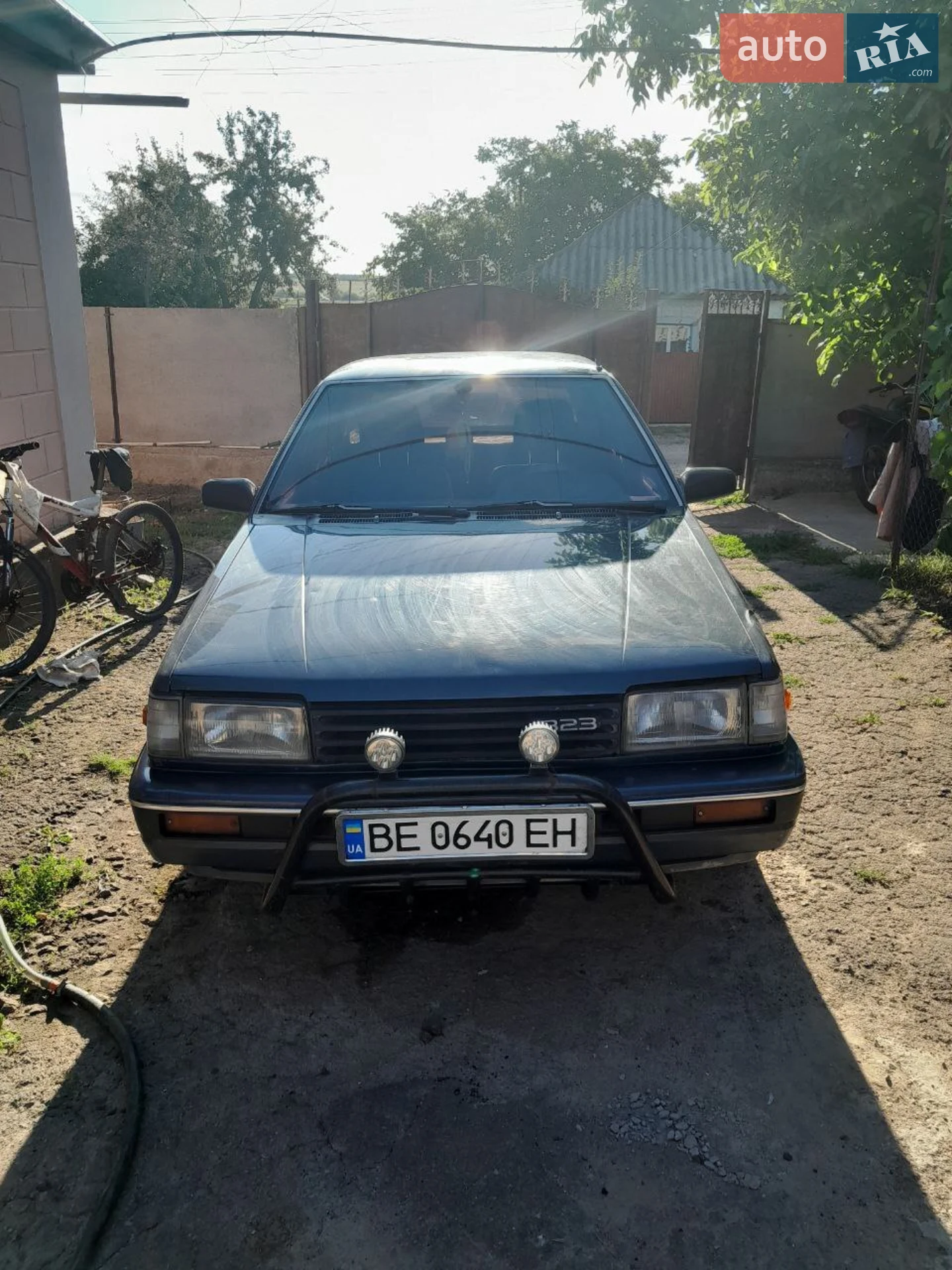 Mazda 323, 1986