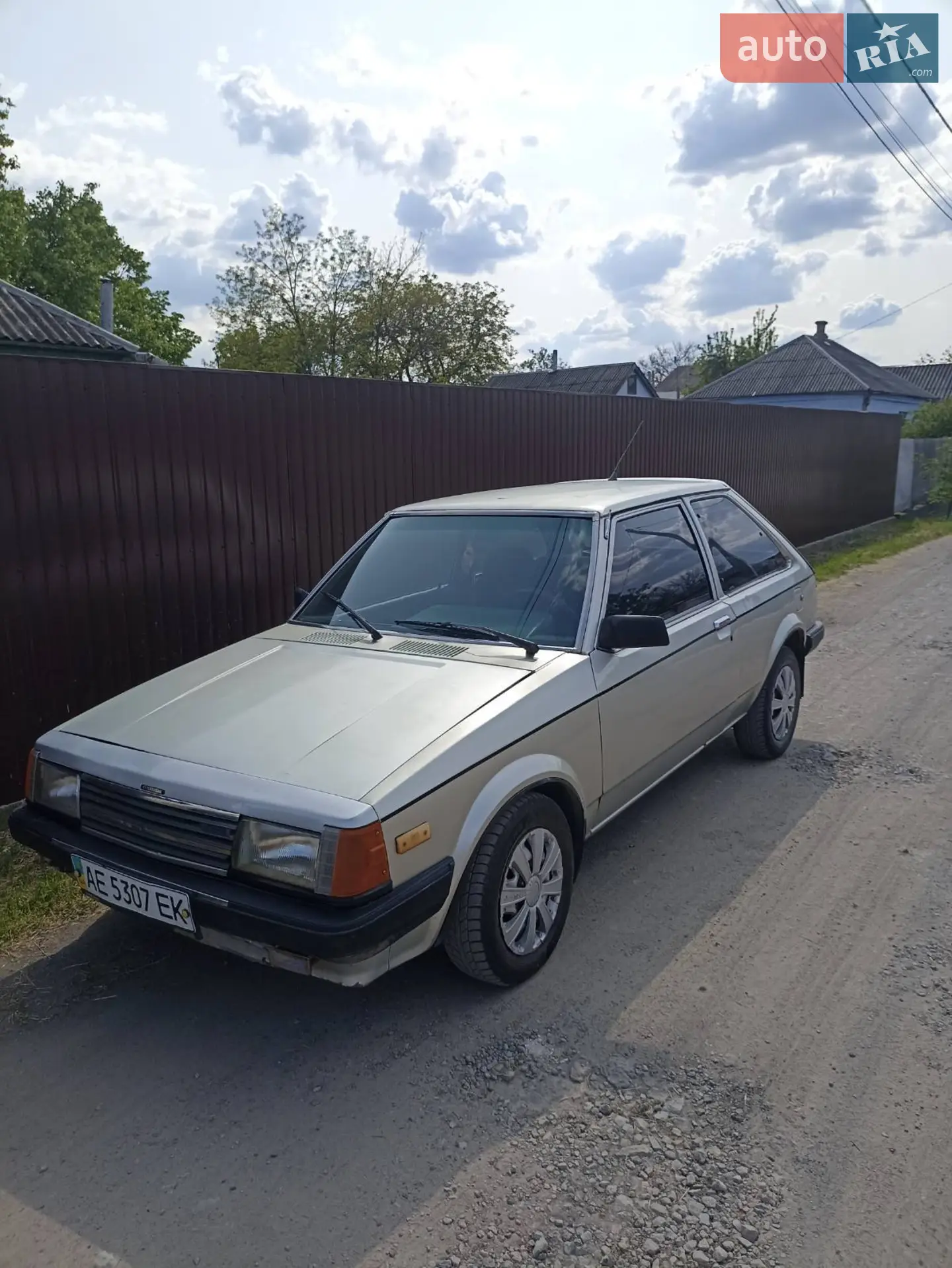 Mazda 323, 1981