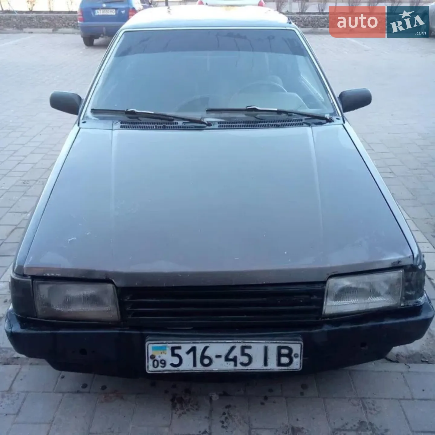 Mazda 323, 1985