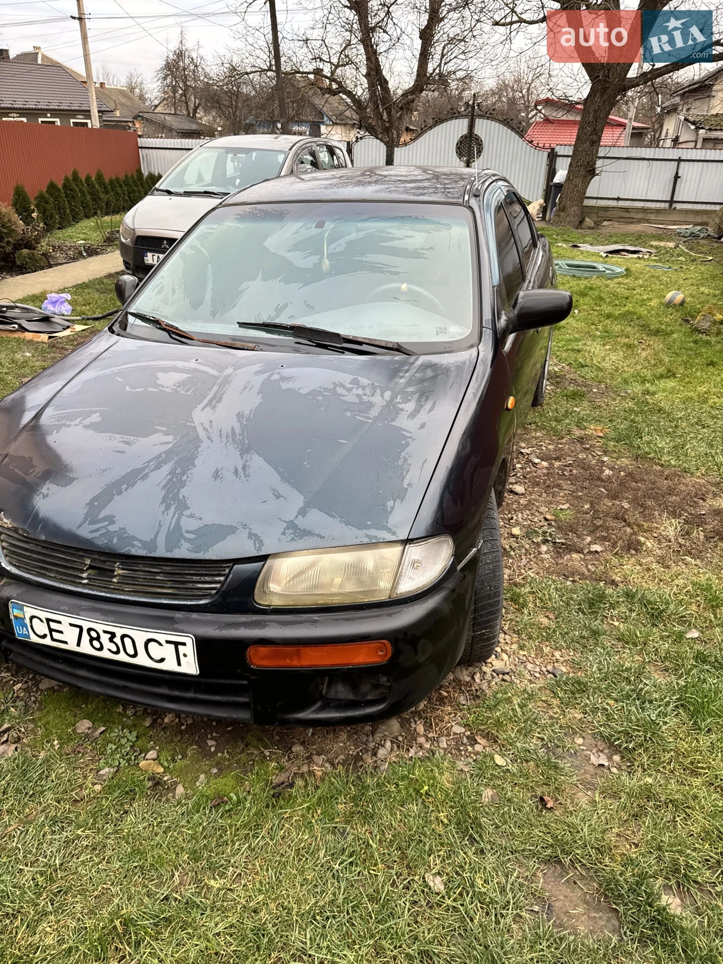 Mazda 323, 1995