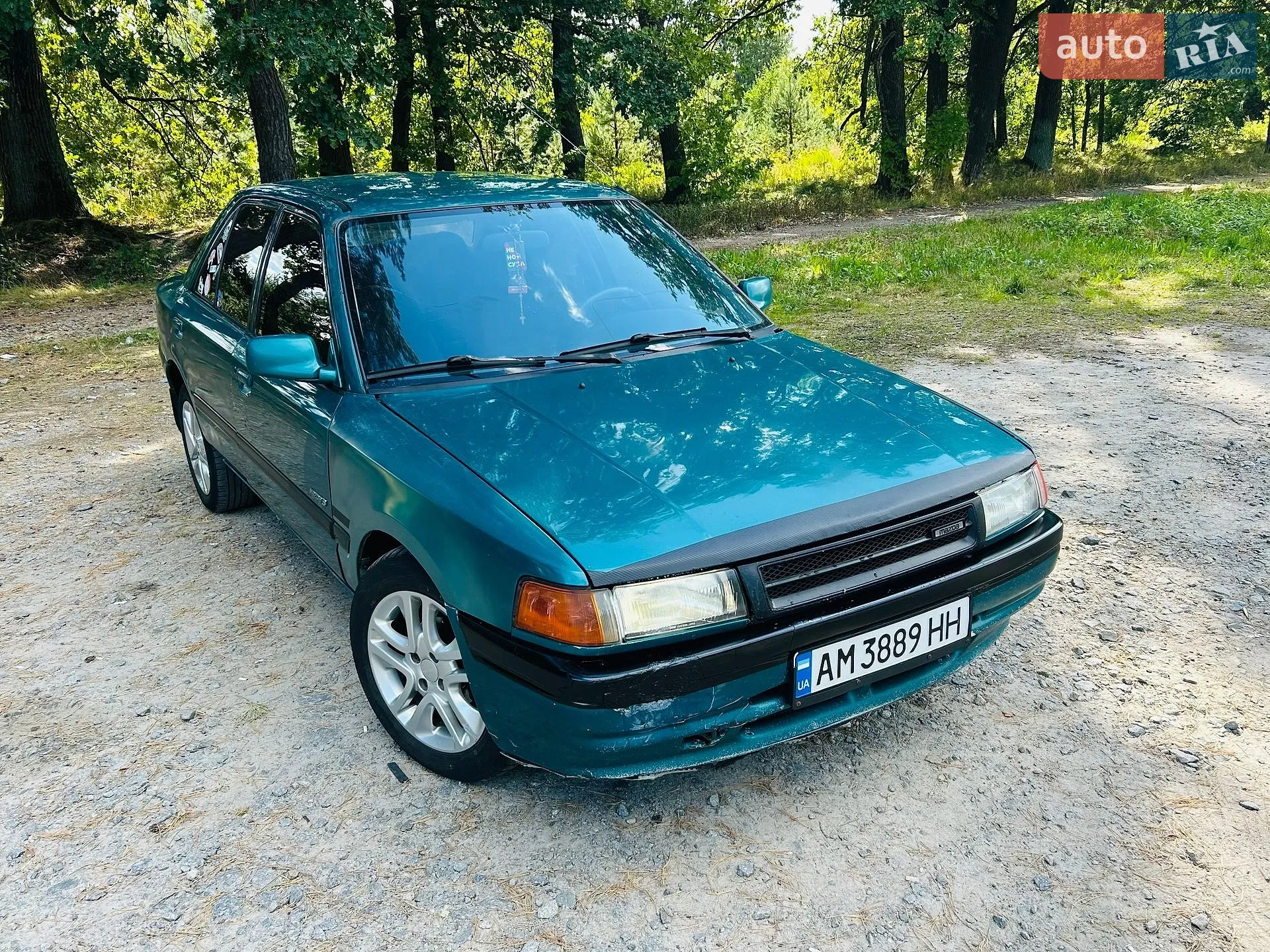 Mazda 323, 1995