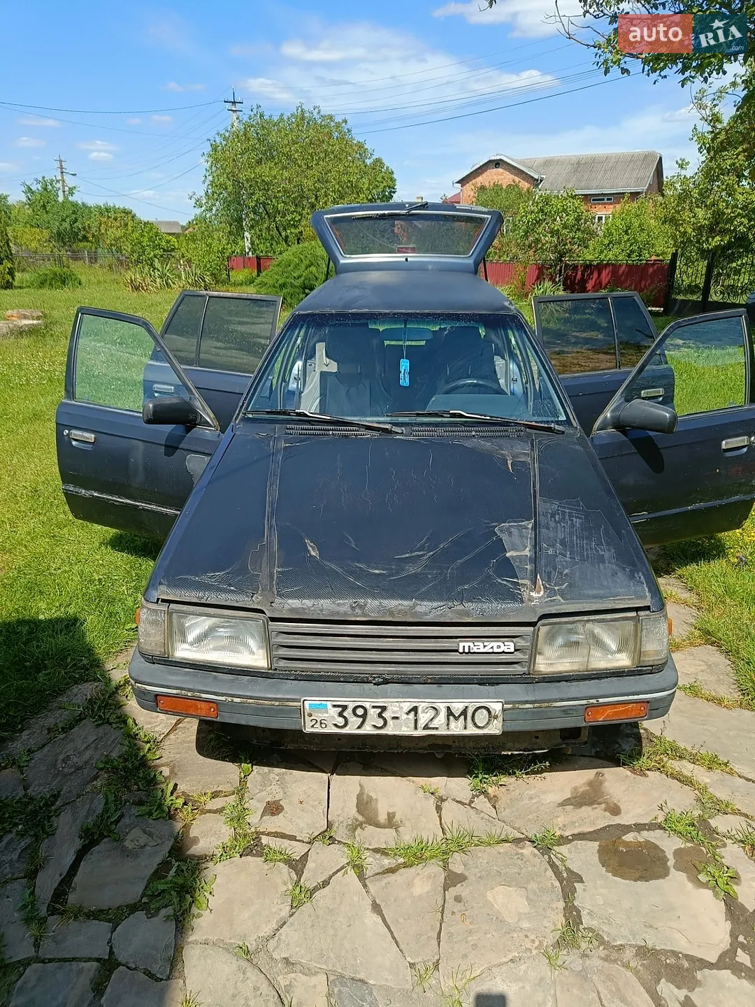 Mazda 323, 1987
