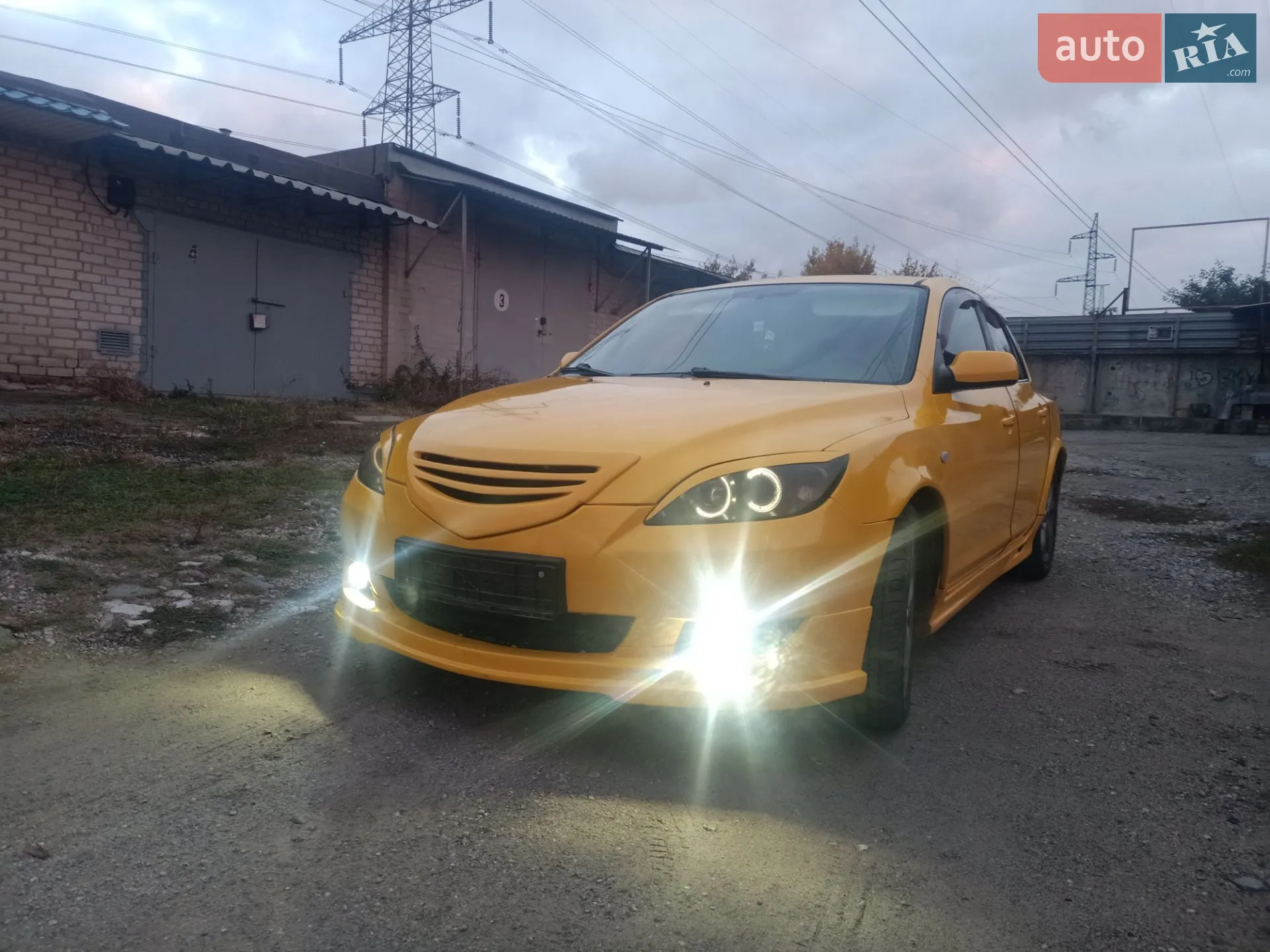 Mazda 3, 2004