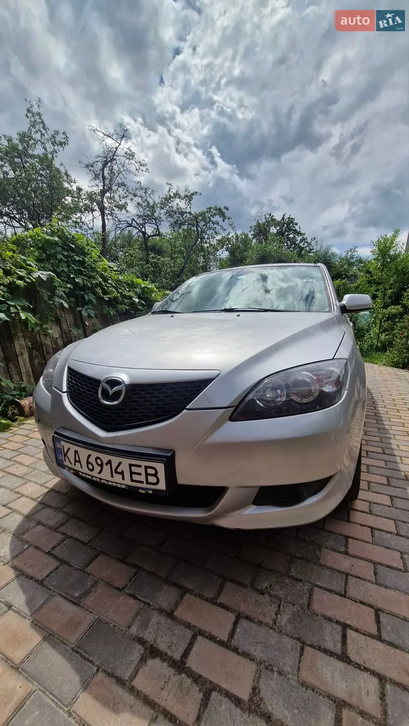 Mazda 3, 2005
