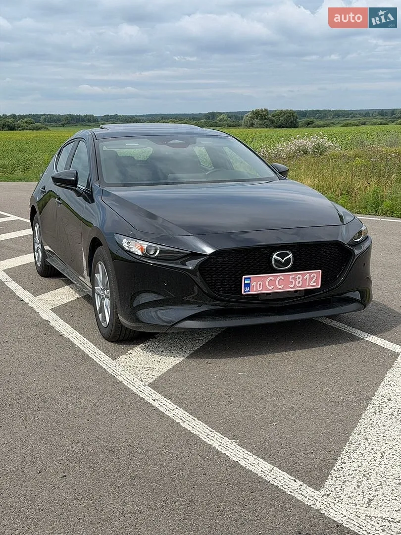 Mazda 3, 2025