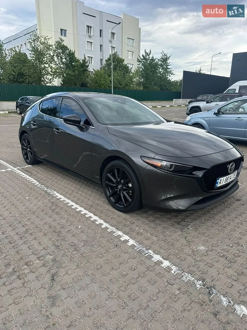 Mazda 3, 2022