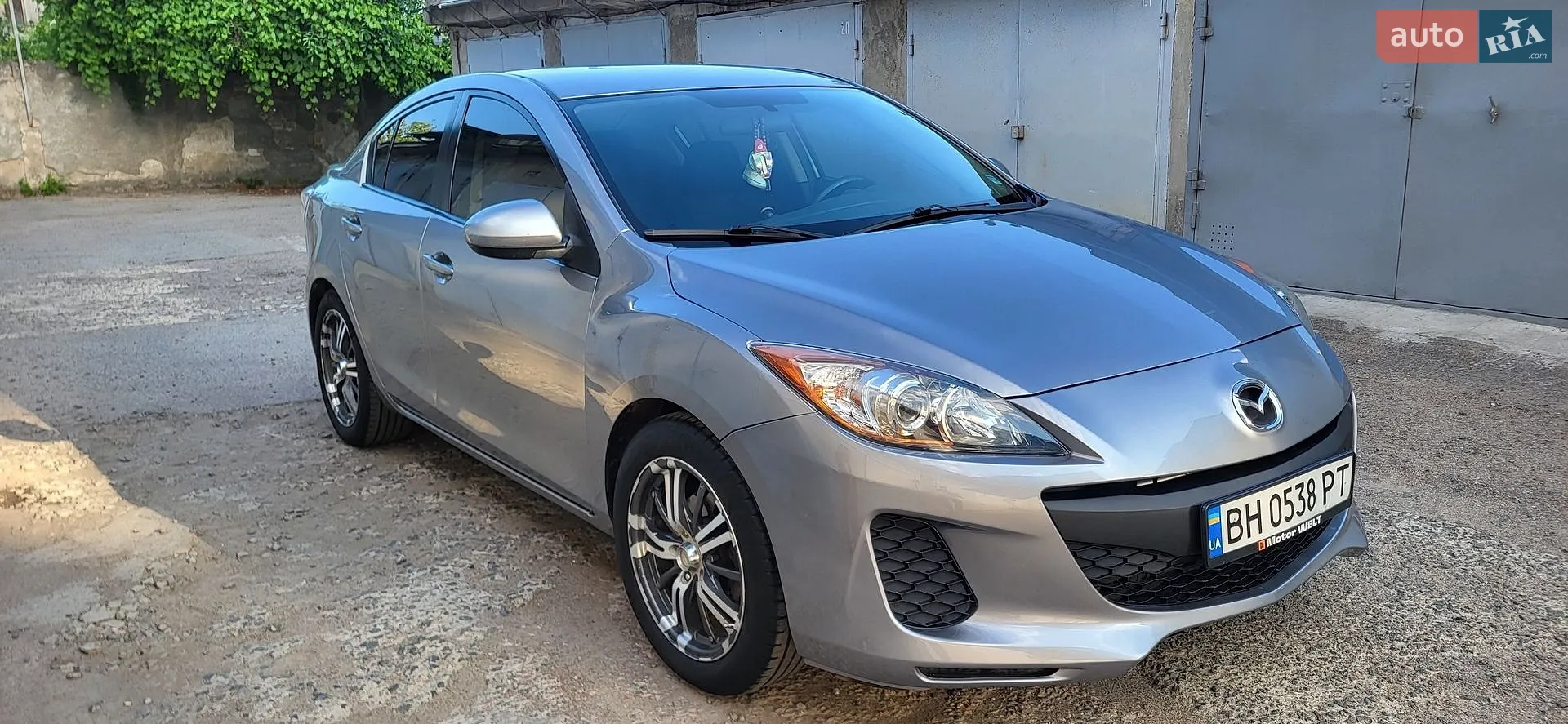 Mazda 3, 2013