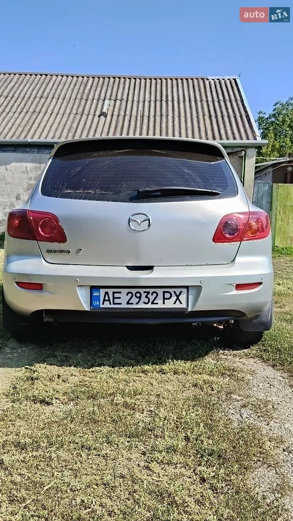 Mazda 3, 2004