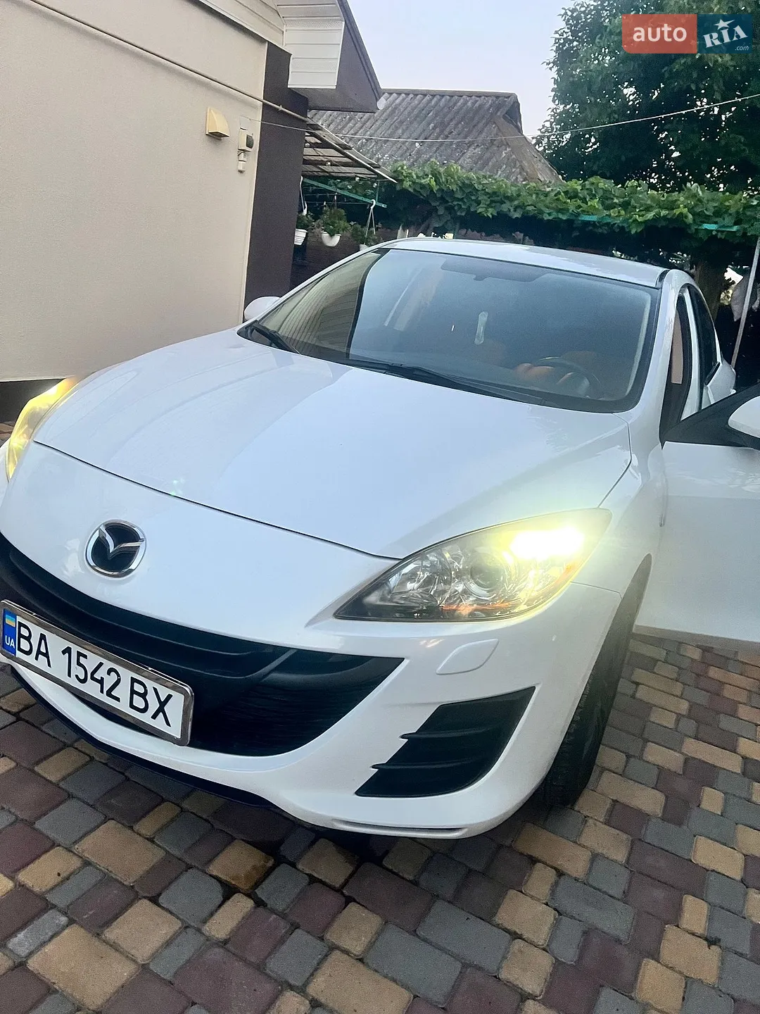 Mazda 3, 2011