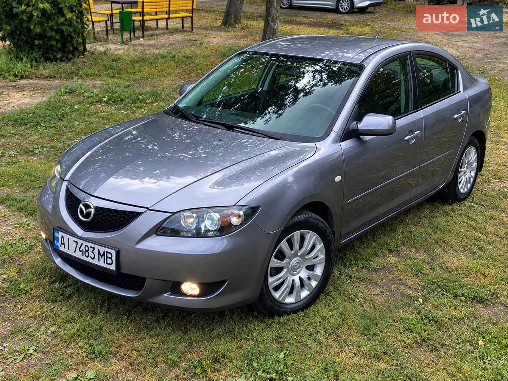 Mazda 3, 2004