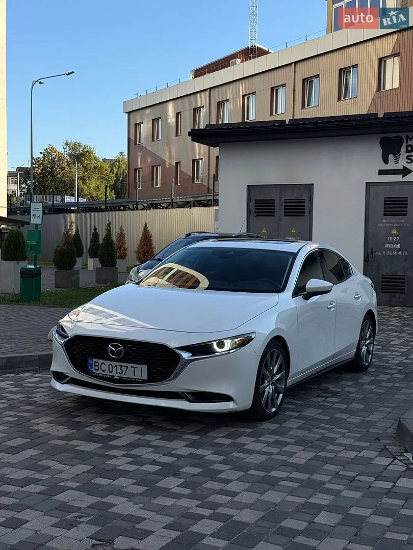 Mazda 3, 2019