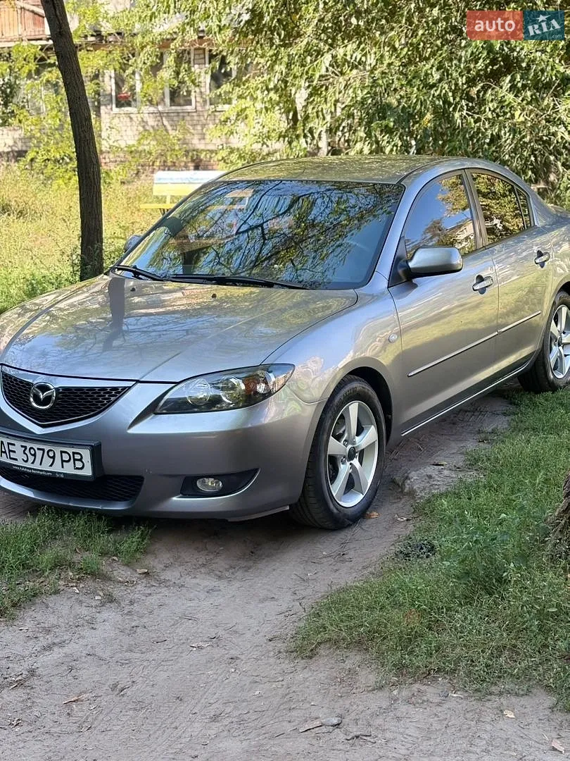 Mazda 3, 2005