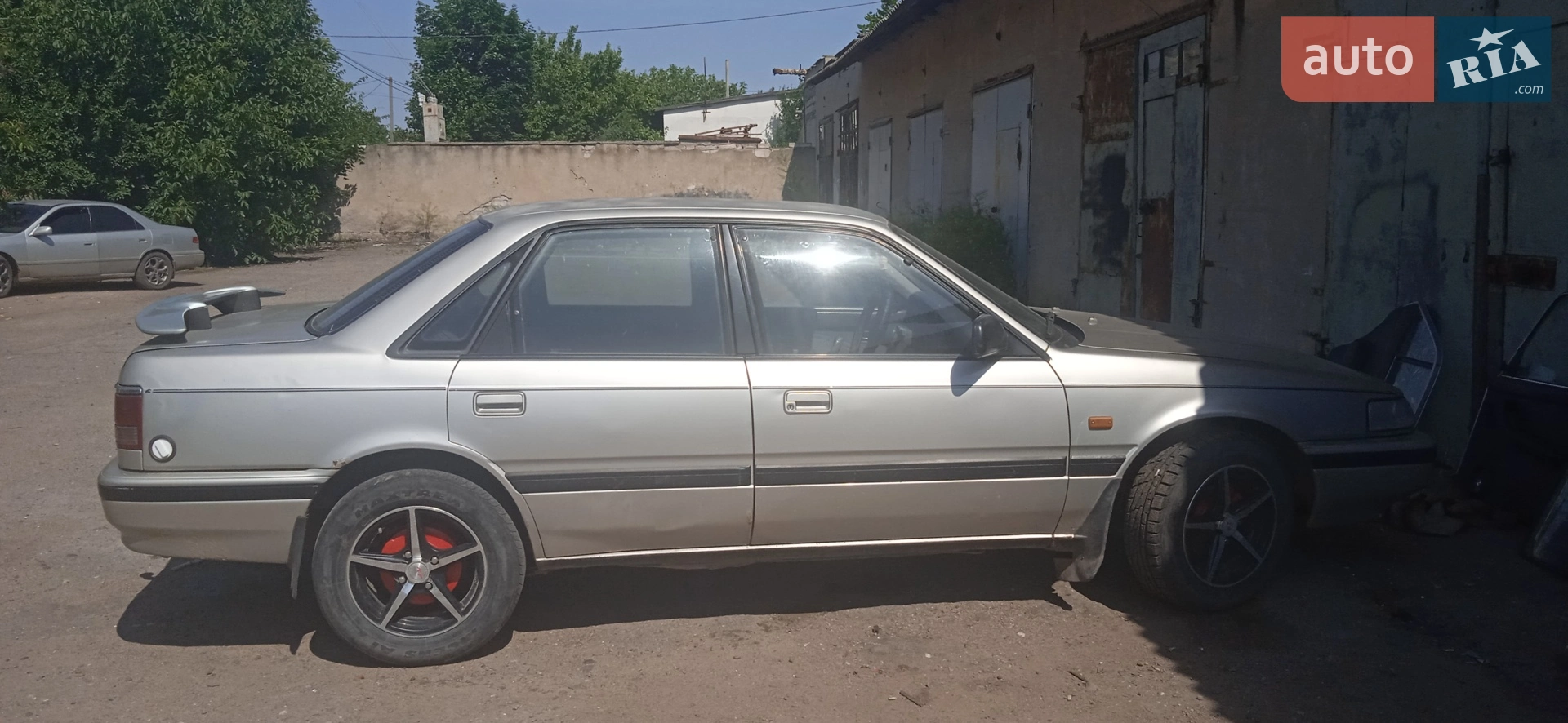 Mazda 626, 1990