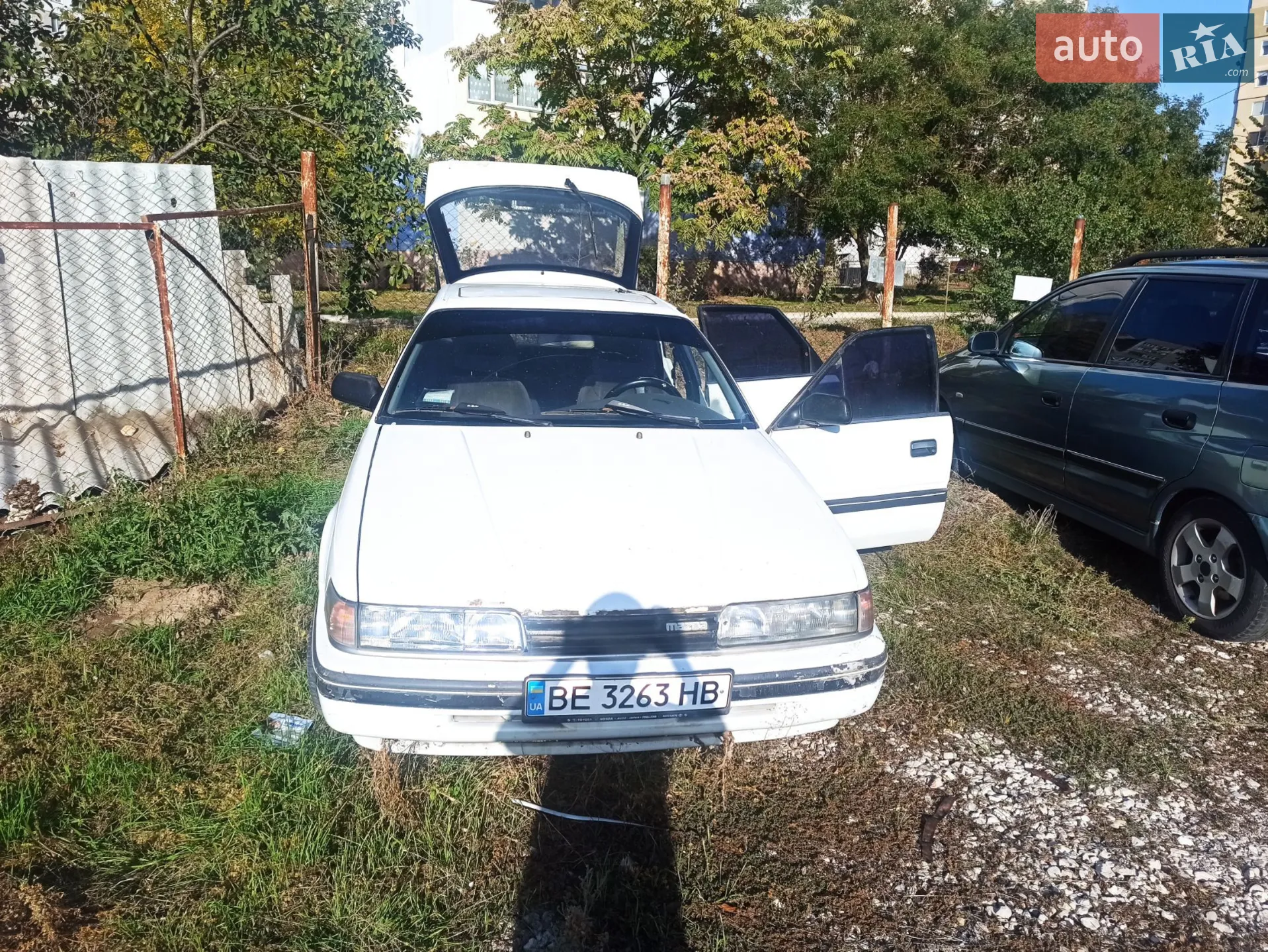 Mazda 626, 1989