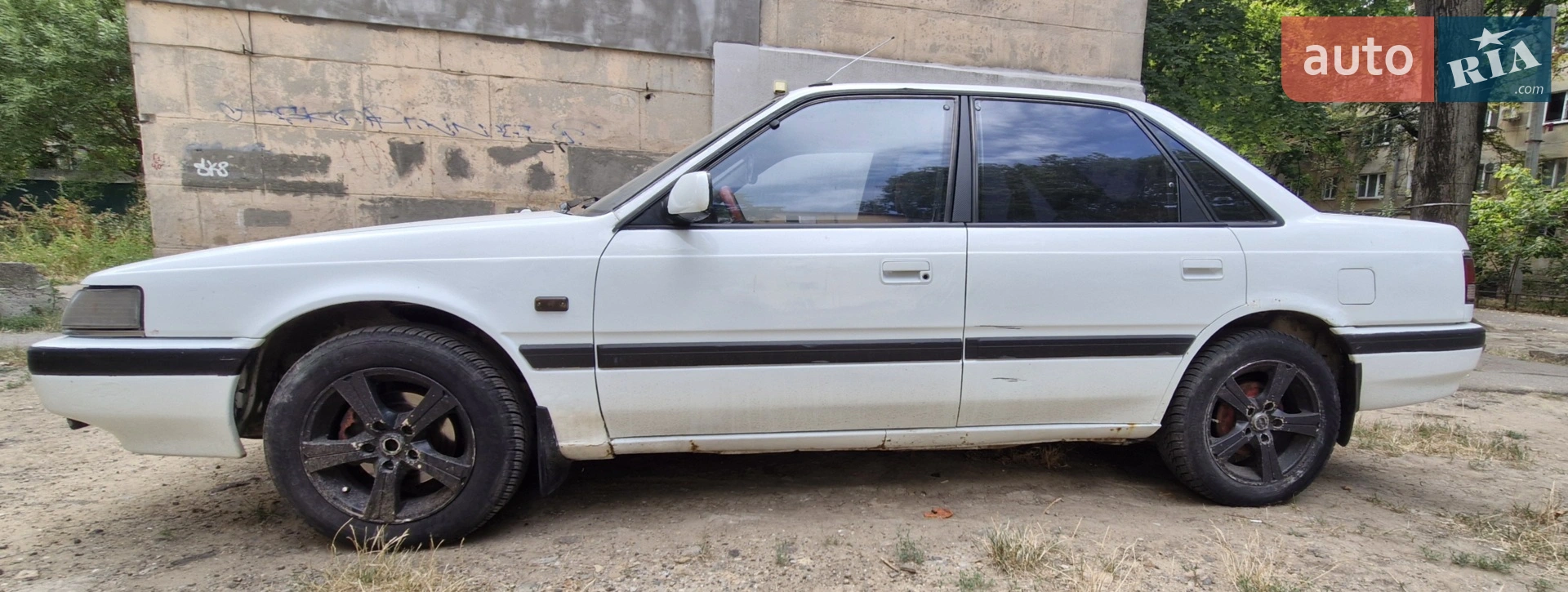Mazda 626, 1989