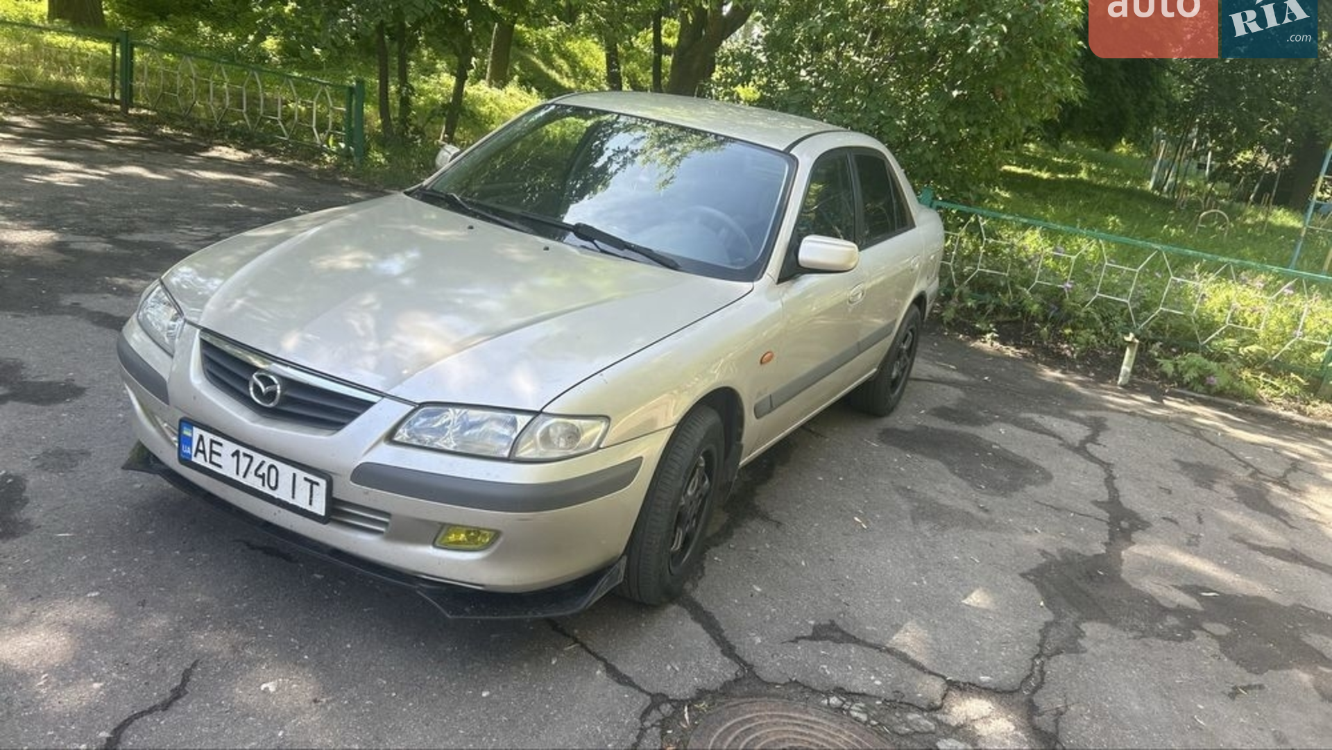 Mazda 626, 2001